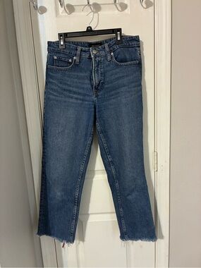 High-Rise Straight Jeans in Dark Blue Wash